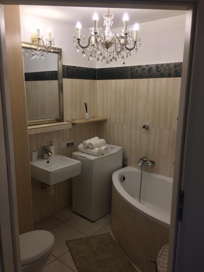 Sienkiewicza 7 Appartement Płock Buitenkant foto